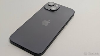 iPhone 15 128GB Černý - Super stav, jako nový, kabel - 2