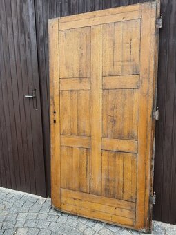 Zámecké Dubové dveře min. 100let staré - 2