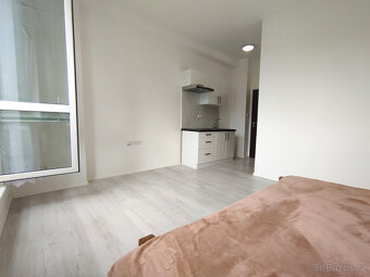 Pronájem garsonky 18m2 - 2