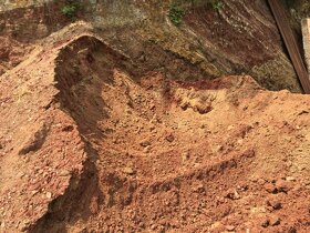 Daruji hlínu za odvoz 30m3 vhodná na zásyp - ÚL Všebořice - 2