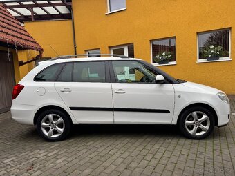 Škoda Fabia 1.2 HTP 51Kw Sportline - 2