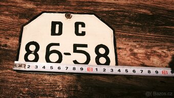 Stará SPZ na motorku. - 2