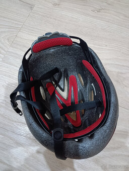 cyklistická helma - 2