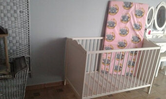 Dětská postýlka IKEA s matrací - 2