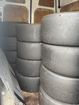 PIRELLI ZÁVODNÍ PNEU SMEĚS DS - 2