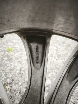 BMW E70 sada disků 20" - 2