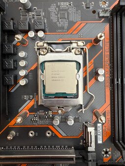 GIGABYTE B365 M AORUS ELITE + Intel Core i7-9700F - 2