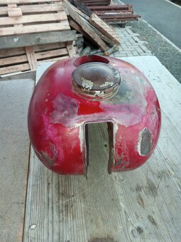 Jawa 250 pérák typ FJ pérák - 2