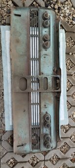 Zadní čelo Škoda 100,110 - 2