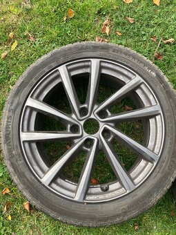 Kola Borbet V anthracite R17 5x112 et54 - 2