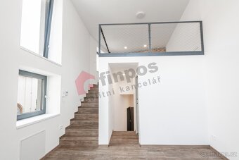 Prodej atypického bytu 1+1 v Benešově, Masarykovo nám. - 2