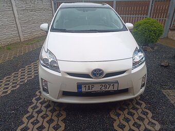 Toyota Prius - 2