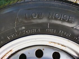 Prodám 2x pneu 195/70 r14 m+s vzorek více jak 7mm - 2