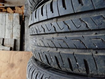 Barum Bravuris 185/60/R15. 84 H - 2