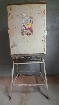 Stavebni rozvadec - 2