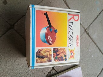 Staré remosky 2ks, remoska - 2