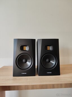 Reproduktory ADAM Audio T7V - 2