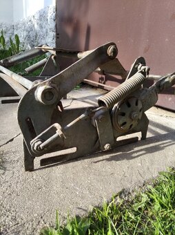 Konstrukce sedačky Zetor 25 - 2