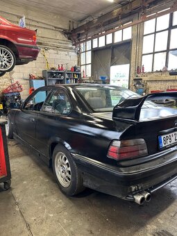 BMW e36 328i kupe - 2