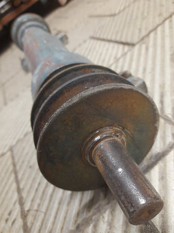 Hřídel okružní pila motor 4KW - 2