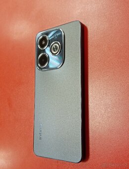 Infinix Hot 40i 8GB/256GB - 2