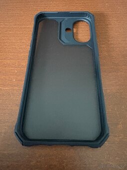 Pouzdro iPhone 16 - 2