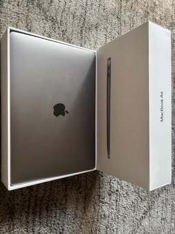 Apple MacBook 13’’, 2020, M1, 8/256 GB - 2