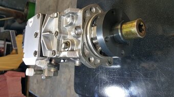 Nissan Navara D22  98kw  YD25 - 2