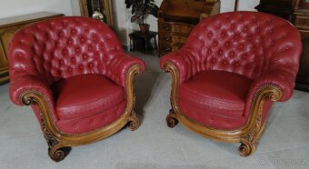 Kožená, Chesterfield křesla v barokním stylu. TOP - 2