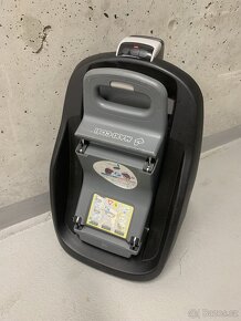 Maxi Cosi vajíčko s ISOFIX základnou - 2