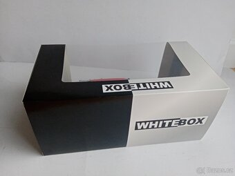 Škoda Favorit 1:24 - WhiteBox, nový model - 2