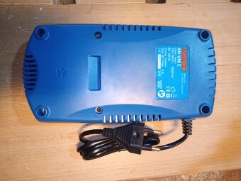 NAREX nabíječka AN-UNI C - 2