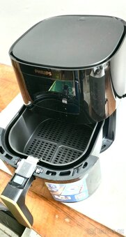 Horkovzdušná fritéza Philips HD9255/80 - 2