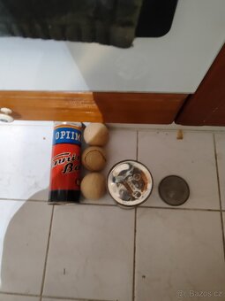 Prodám 60 let staré míčky - 2