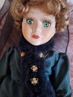 Porcelánová panenka 30 cm - 2