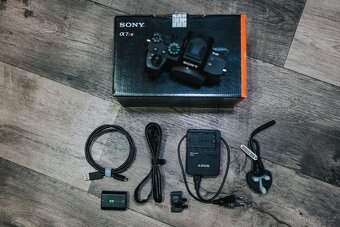 Sony a7RIV - kompletní balení - 2