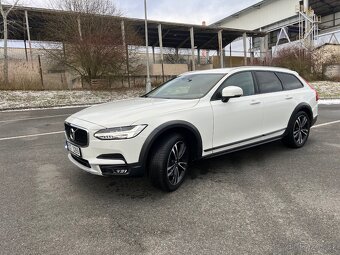 Volvo V90 Cross Country - 2