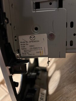 Radio Mazda 6 (2006) - 2