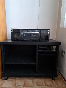 Televizní stolek - 2