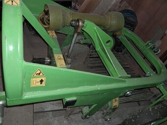 vyorávač brambor - 2