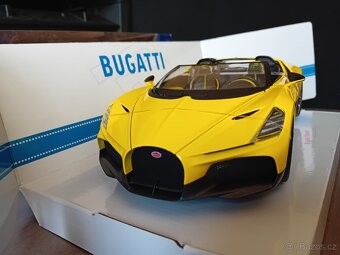 Lamborghini a Bugatti   1:18  Burago - 2