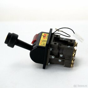 Joystick pro sklápění návěsů - 2