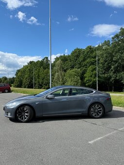 Tesla model S P85 - ZDARMA nabíjení SC01 - 2