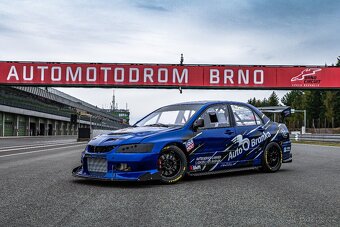 Mitsubishi Lancer Evo 8 hillclimb - 2