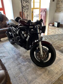 Yamaha FZ6 Fazer Custom Cafe Racer - 2