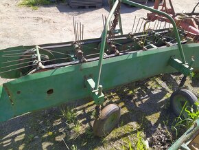 Obraceč-shrnovač píce STS Prachatice, záběr 2,8m, zánovní ře - 2