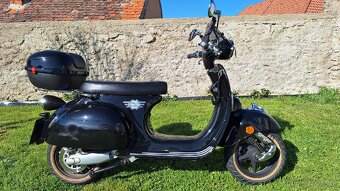 Elektroskútr e-scooter E.F.O EV 4000 Golden Lion retro Vespa - 2