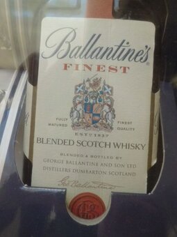 Skotská WHISKY - Dvě původní Balení - BALLANTINES A BARREL - 2