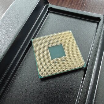 AMD Ryzen 7 5800X - 2