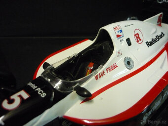 Indy Racing Team Formule Maisto 1/18 - 2